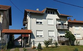 Apartman Kod Dide I Bake